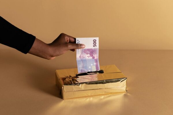 MacBook Deals: Up to $300 Off — What This Means for Your Laptop Review