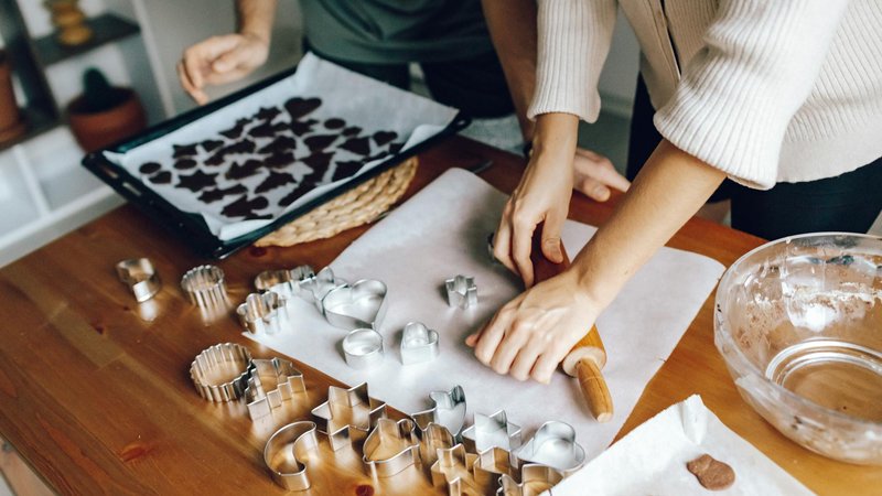 Students at Carleton College participating in a cookie baking event.
