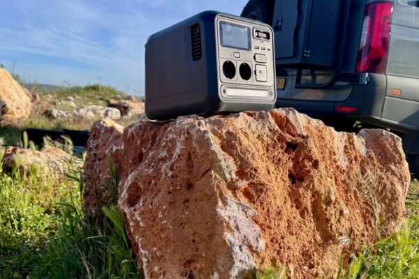 DJI’s Mini Power Station: A Laptop Review that Packs Big Punch