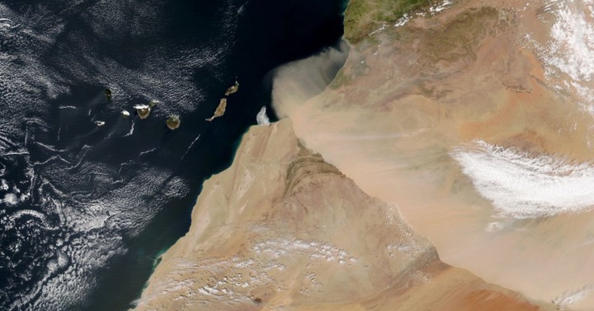 Dust-laden winds from the Sahara impacting visibility in the Canary Islands