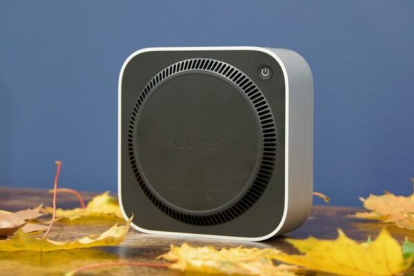 Image of Mac mini and Mac Studio showcasing their sleek design and features