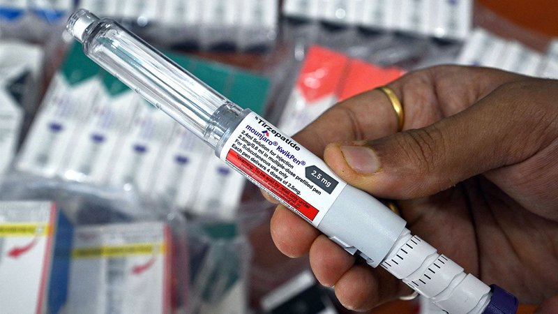 Tirzepatide Mounjaro injection pen