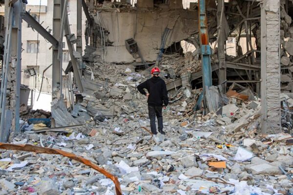 Policymakers Warn: The Economy Faces Stagflation and Energy Risks