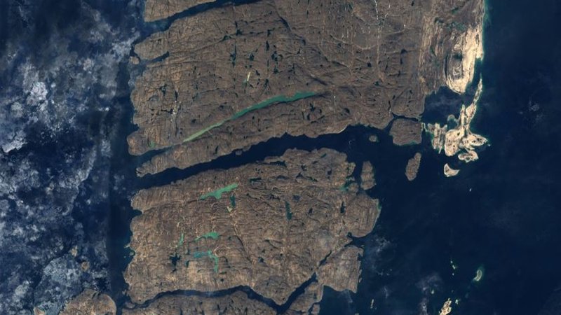 Strait of Hormuz analysis — Trending news and insights