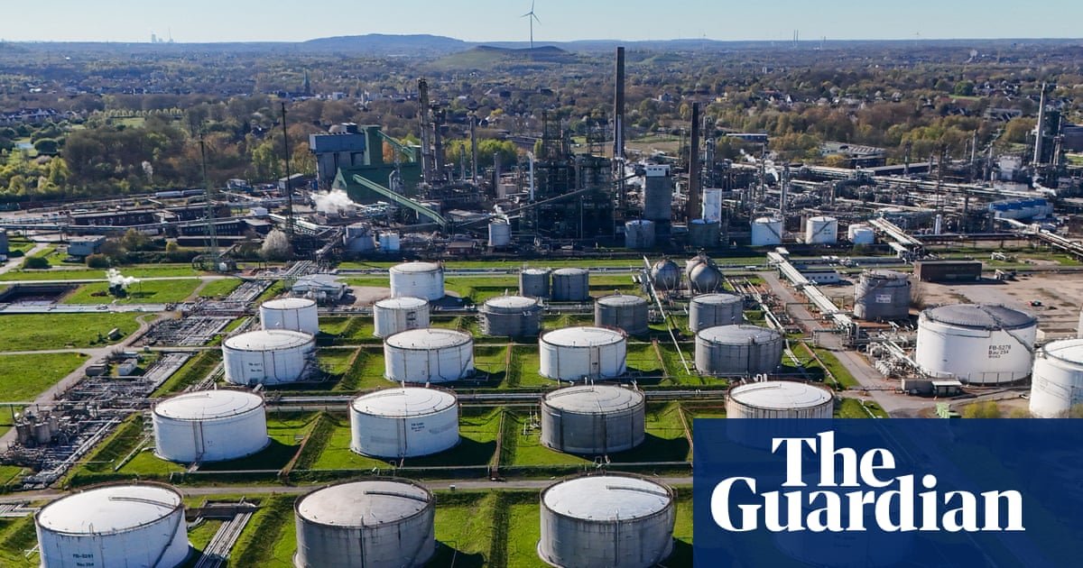 Oil prices drop sharply as Trump announces ceasefire with Iran