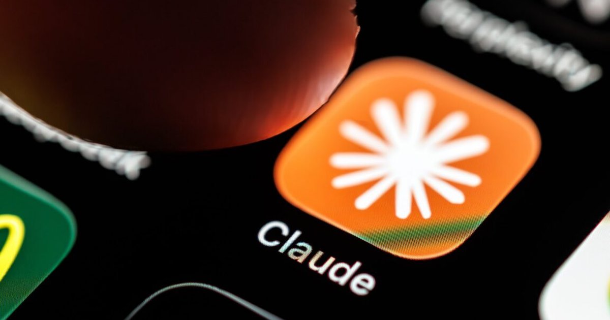 Anthropic AI logo with a gavel, symbolizing tech regulation and court decisions