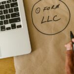 Visual comparison of trusts and LLCs for financial planning