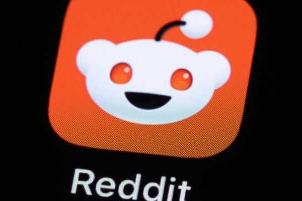 US Tech Regulation: Reddit’s Role in Unmasking Critics Intensifies
